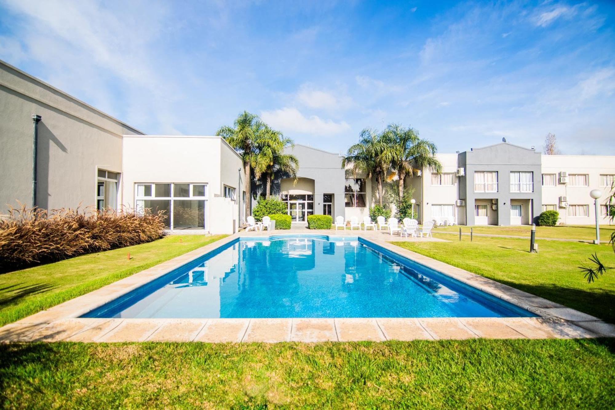 Wyndham Garden Campana Exterior foto
