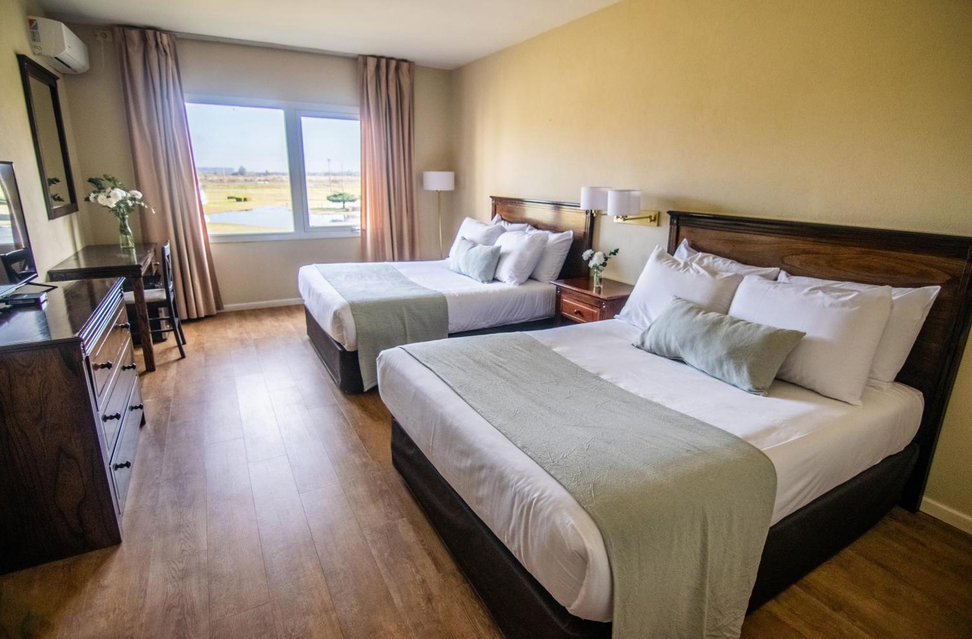 Wyndham Garden Campana Exterior foto